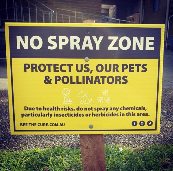 Do Not Spray Sign